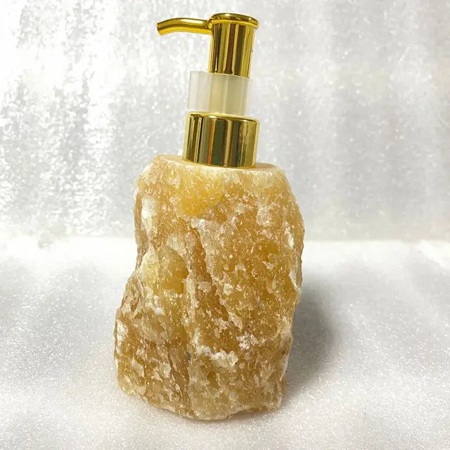 1 PCS Natural Pink Crystal Stone Press Bottle Dispenser