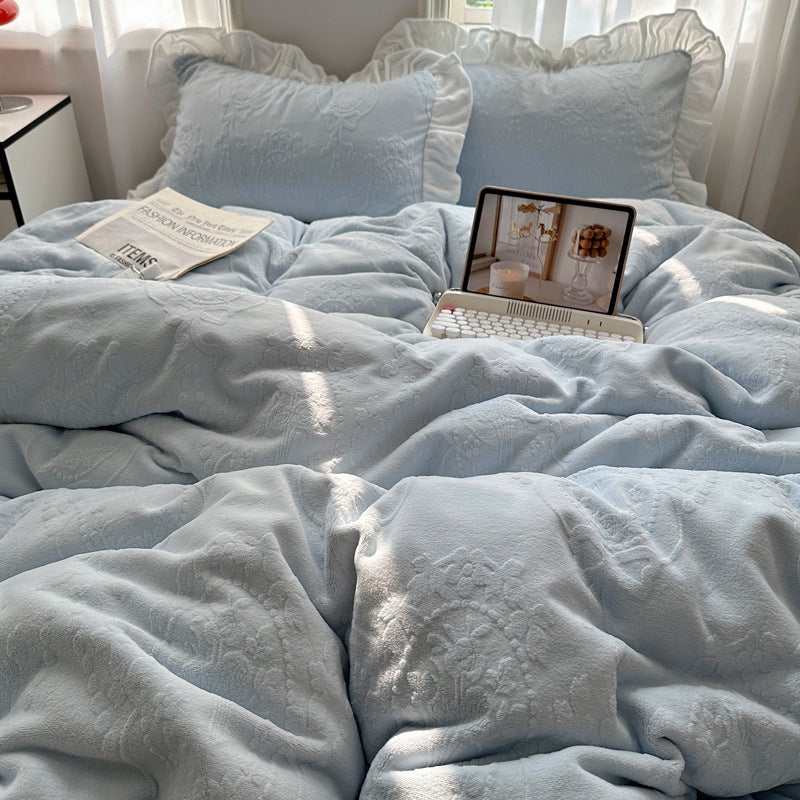 A-class ins princess style milk velvet four piece set lace carved velvet warm cover winter bedding
