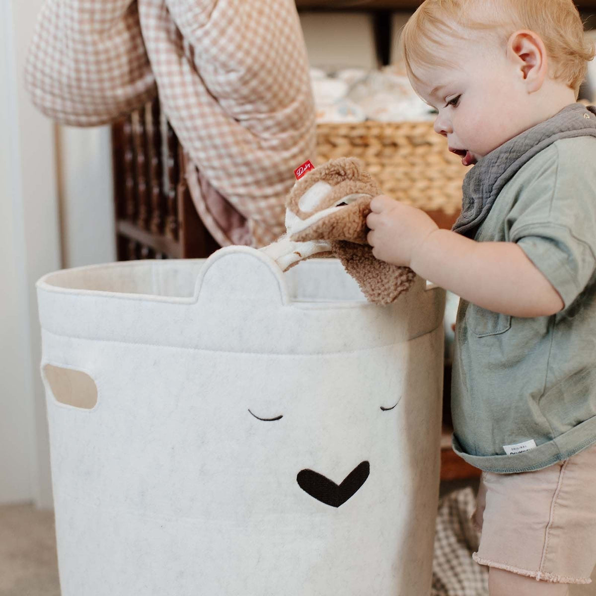 Bear Felt Laundry Hamper