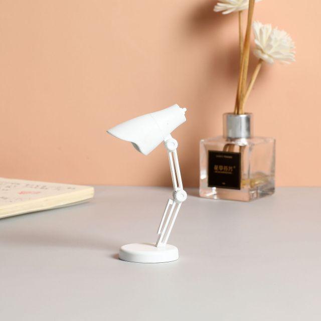 LED Mini Desk Lamp Foldable Magnetic Night Light
