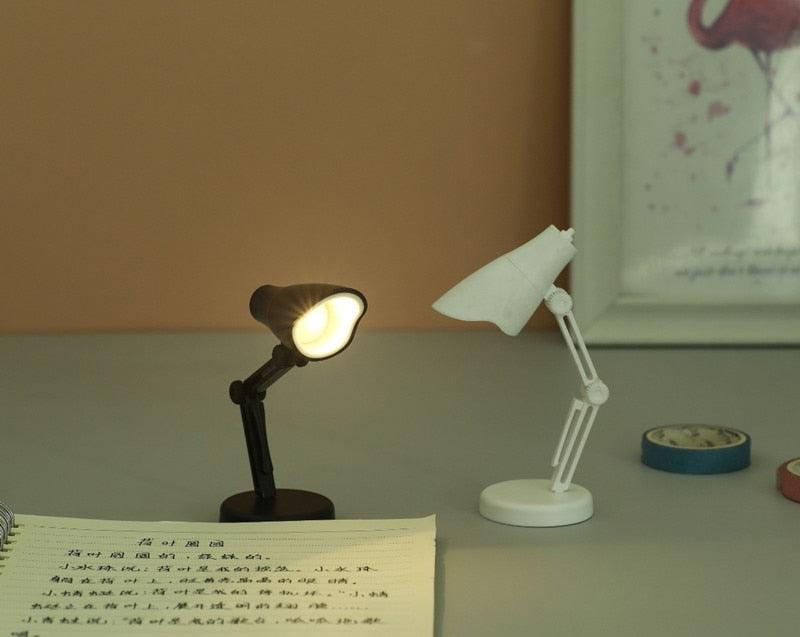 LED Mini Desk Lamp Foldable Magnetic Night Light